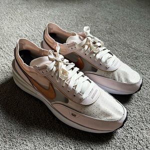 Nike Womens Waffle One